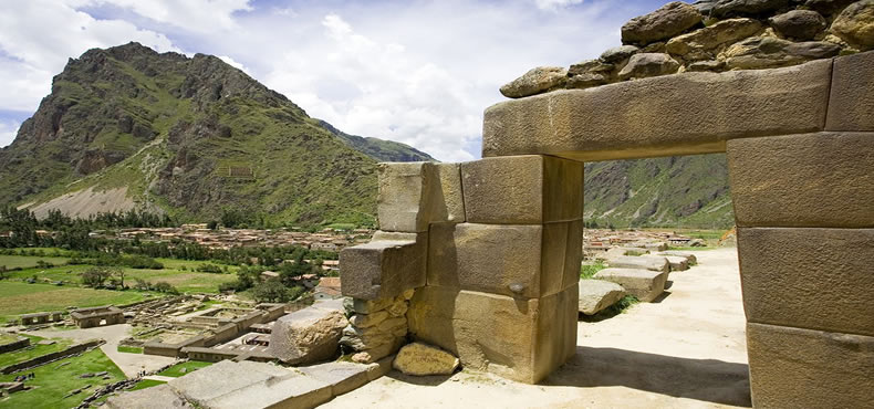 Caminata por la antigua ciudad inca de Pisac